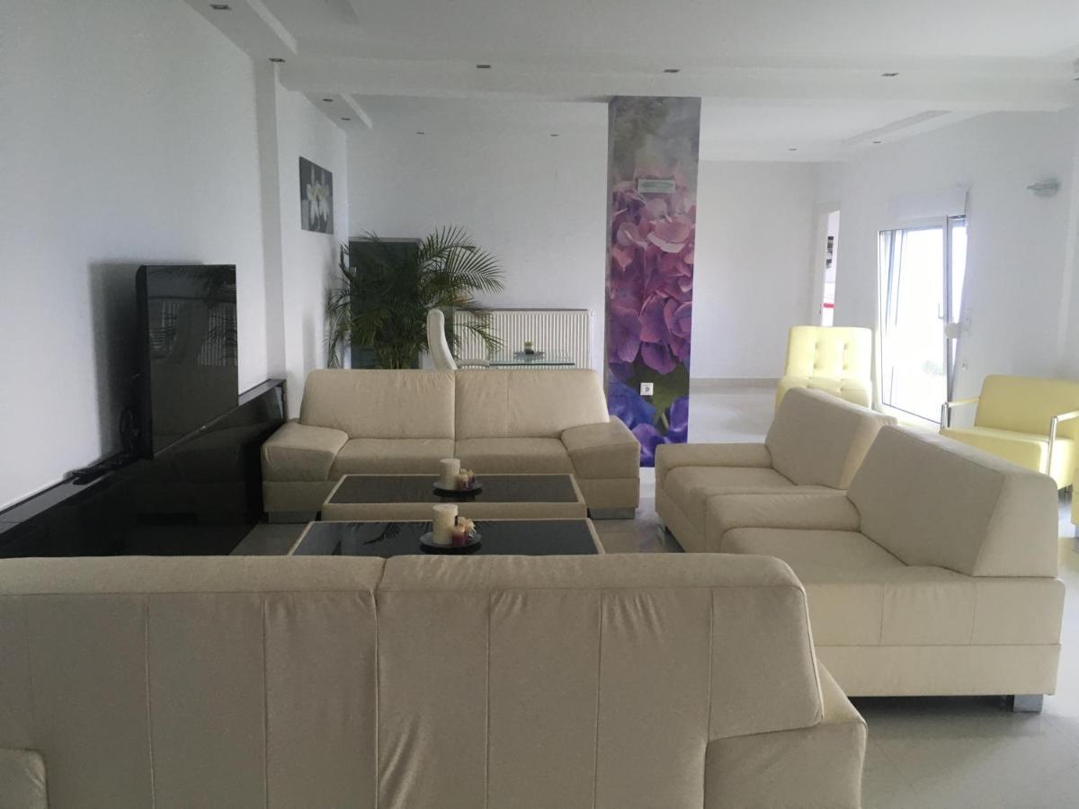 Villa Evita Mesongí エクステリア 写真