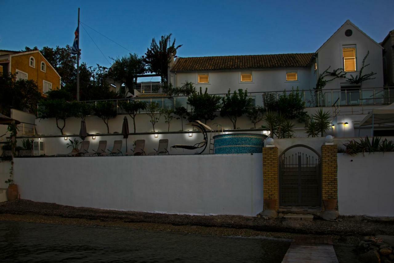 Villa Evita Mesongí エクステリア 写真